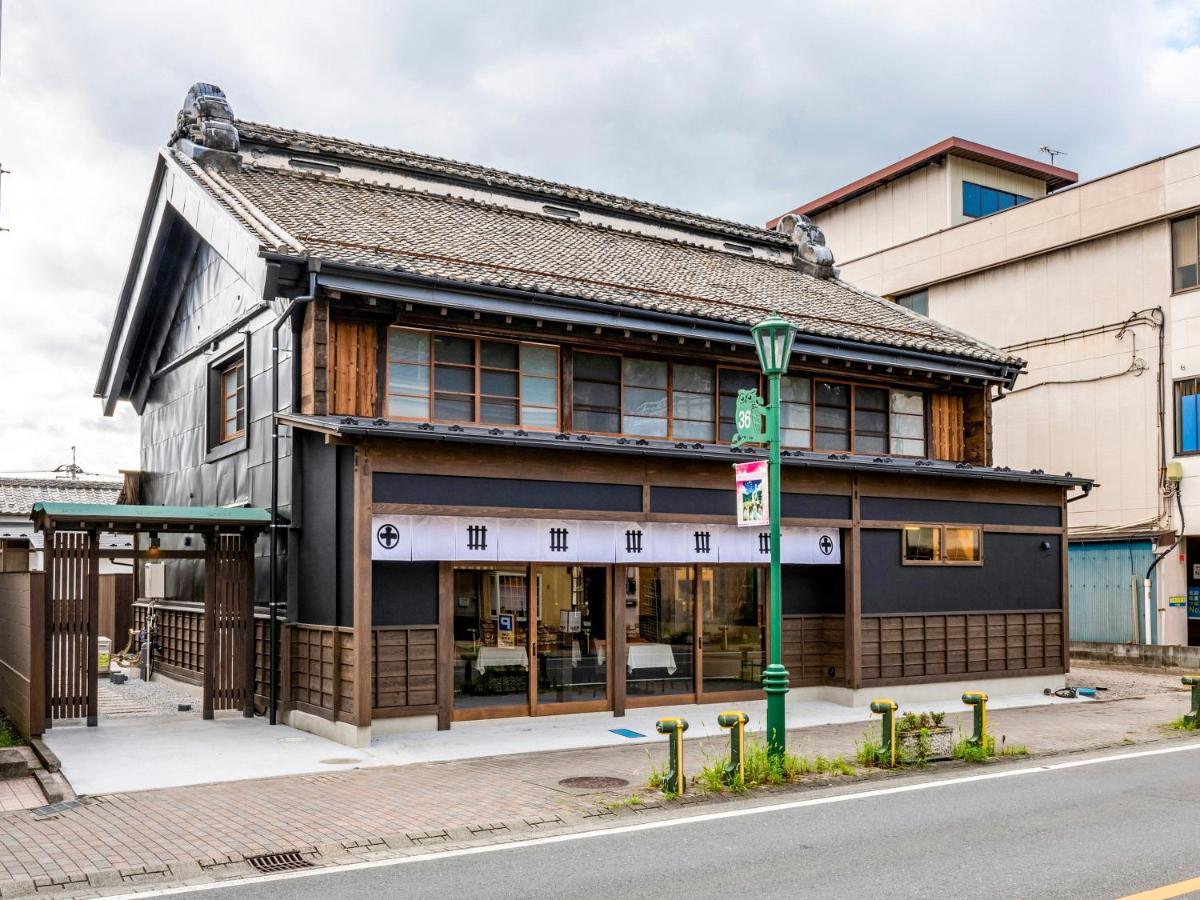 Отель Nipponia Chichibu Monzenmachi Экстерьер фото