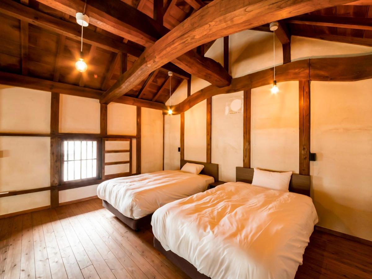 Отель Nipponia Chichibu Monzenmachi Экстерьер фото