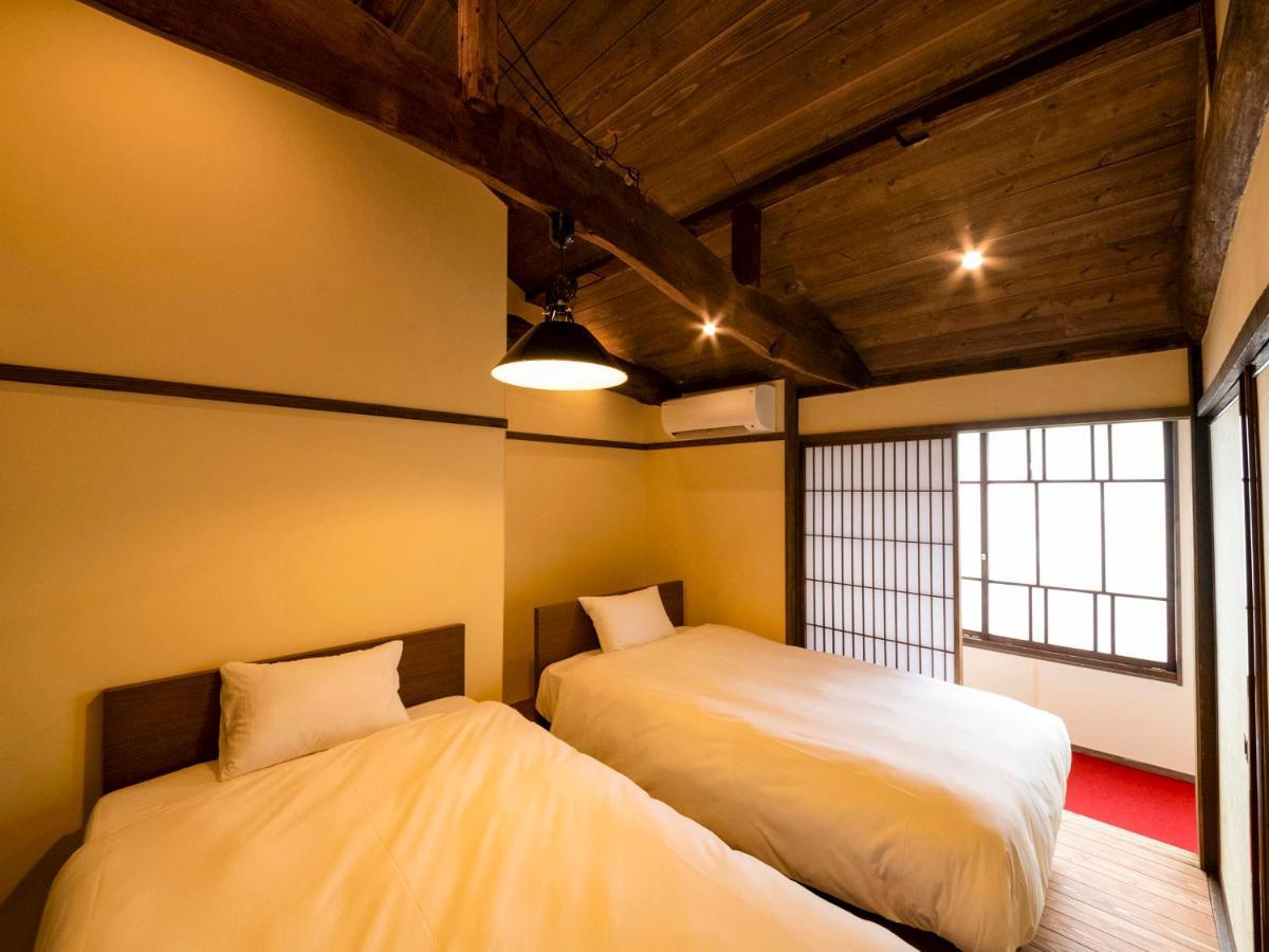 Отель Nipponia Chichibu Monzenmachi Экстерьер фото